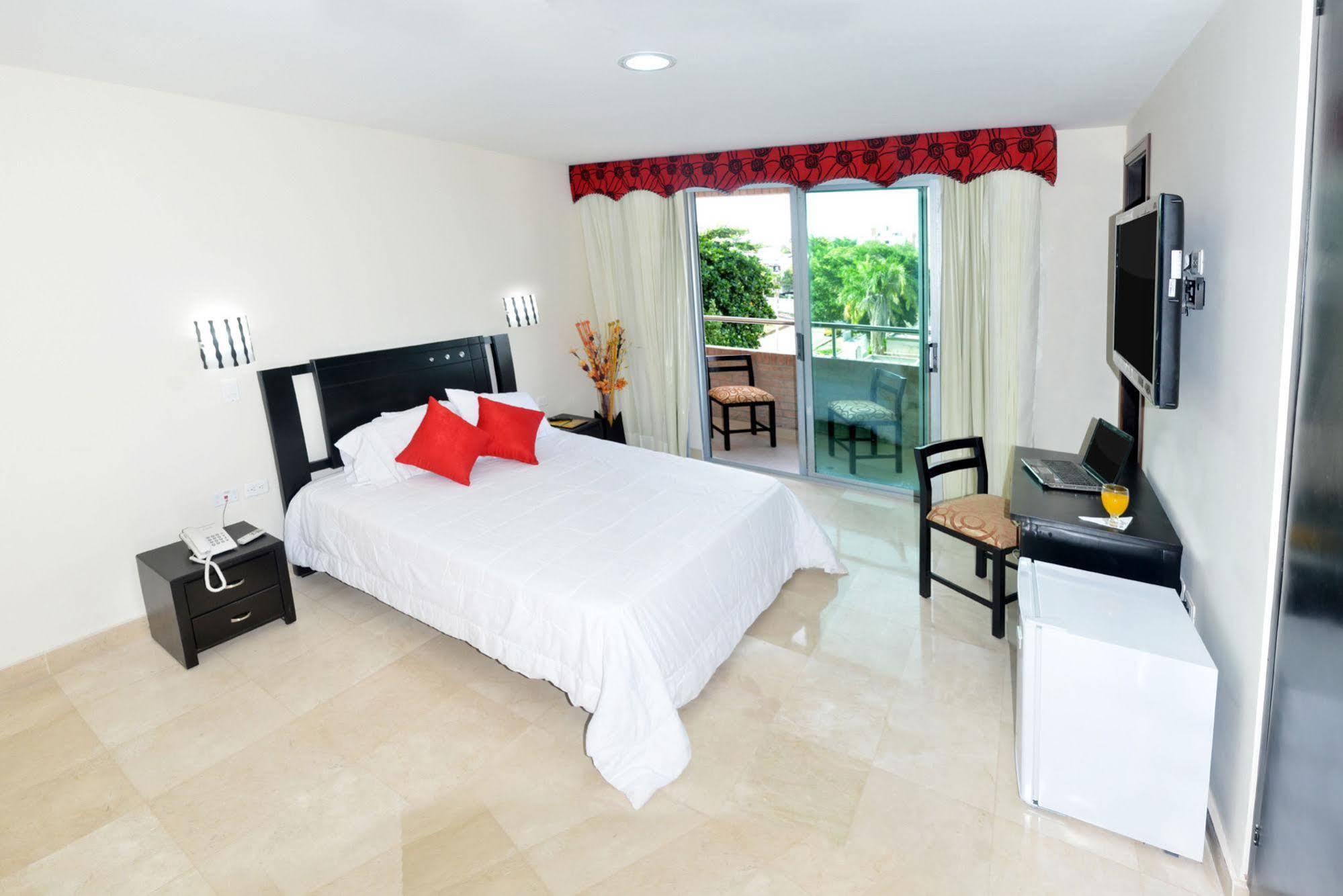 Hotel Suite Continental Barranquilla  Esterno foto